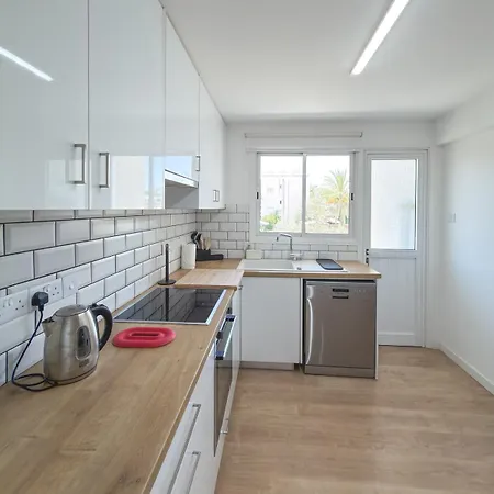 Modern 2br Retreat In Sleeps 4 Lejlighed *