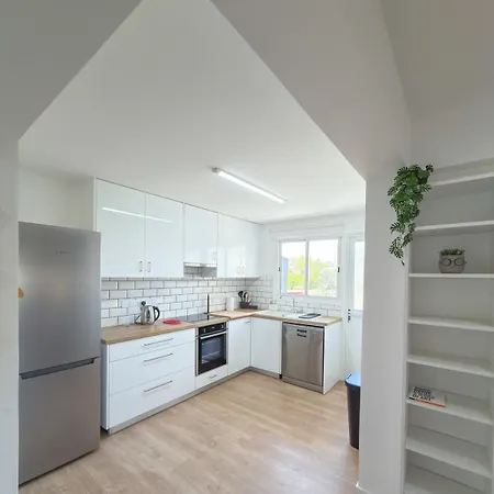 Modern 2br Retreat In Sleeps 4 Lejlighed