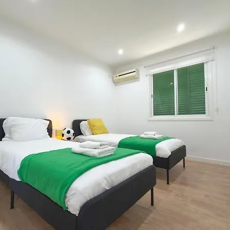 Modern 2br Retreat In Sleeps 4 Lejlighed Nicosia