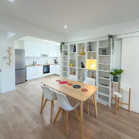 Modern 2br Retreat In Sleeps 4 Lefkoşa